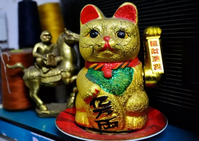 招财猫有哪些特征？